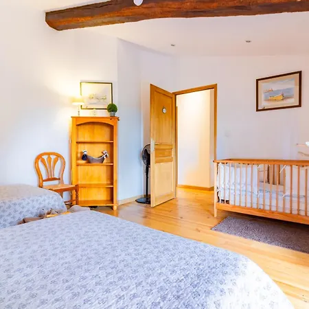 L'oeil De Carcassonne בית נופש Caudebronde